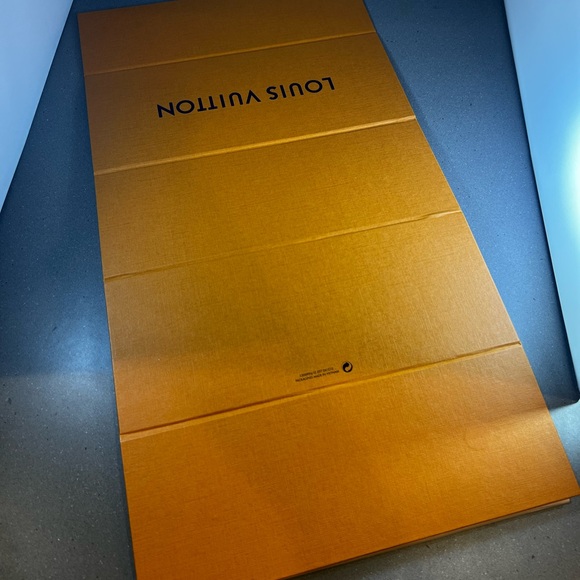 Louis Vuitton Orange Gift Box - Picture 6 of 9